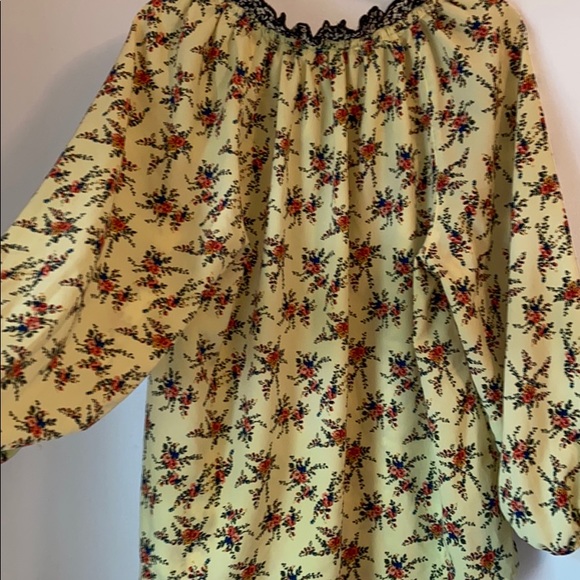 Dalia Top - Picture 6 of 6